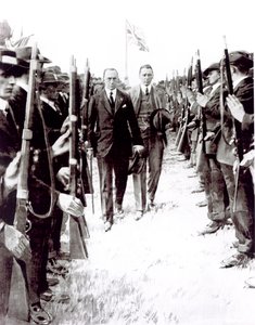 Bevægelsen, der førte til at blive regeringens tilbud om "begrænset udelukkelse" til de irske amter: Sir Edward Carson af Unbekannt Unbekannt